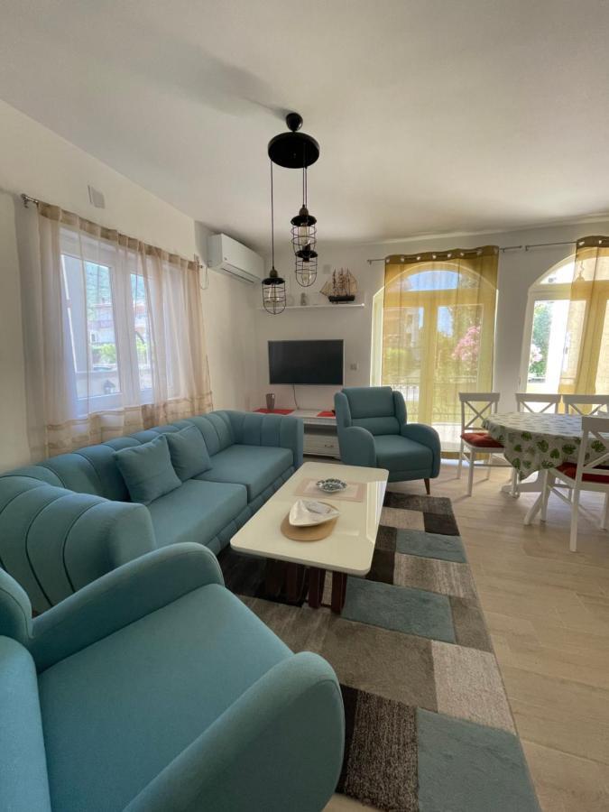 Luna Apartment