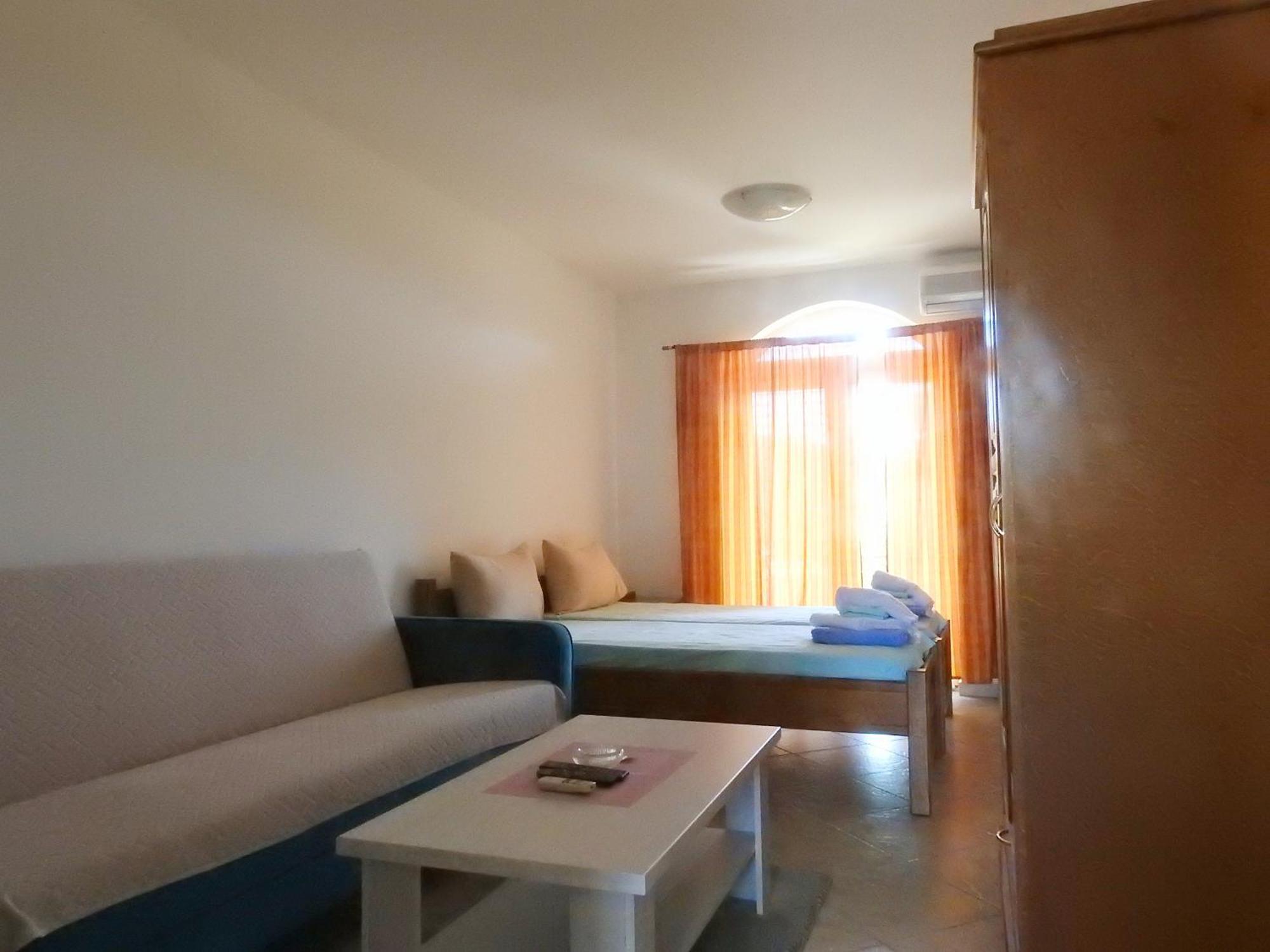 Luna Apartment Budva